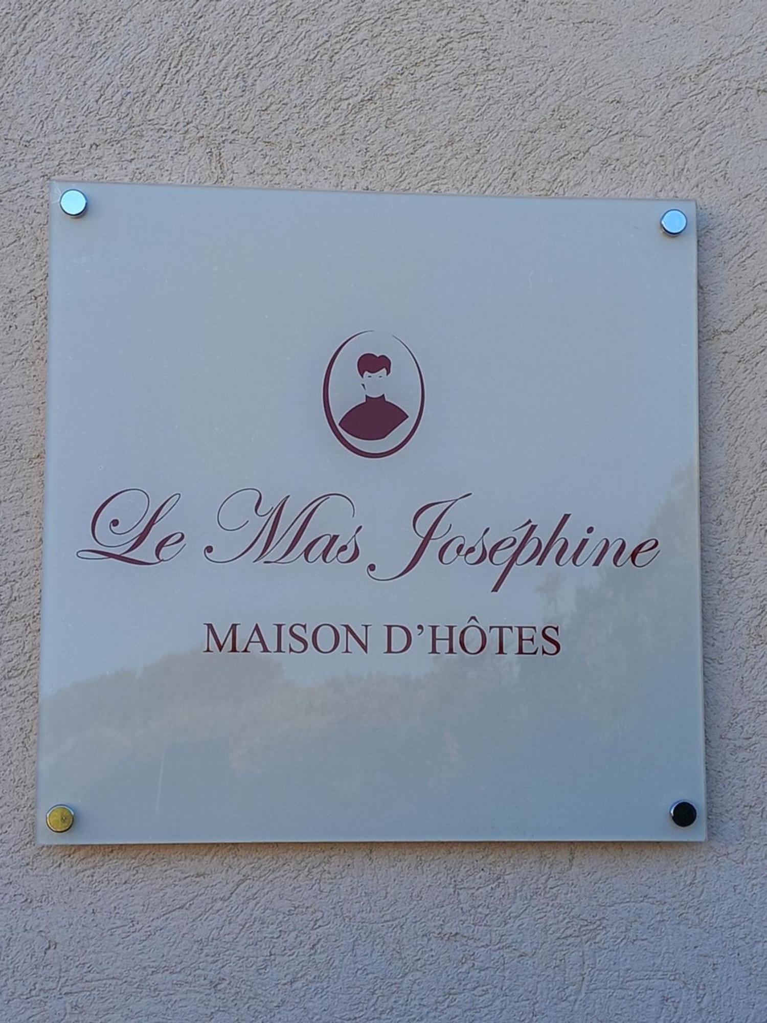 Le Mas Joséphine Saint-Rémy-de-Provence Exterior foto