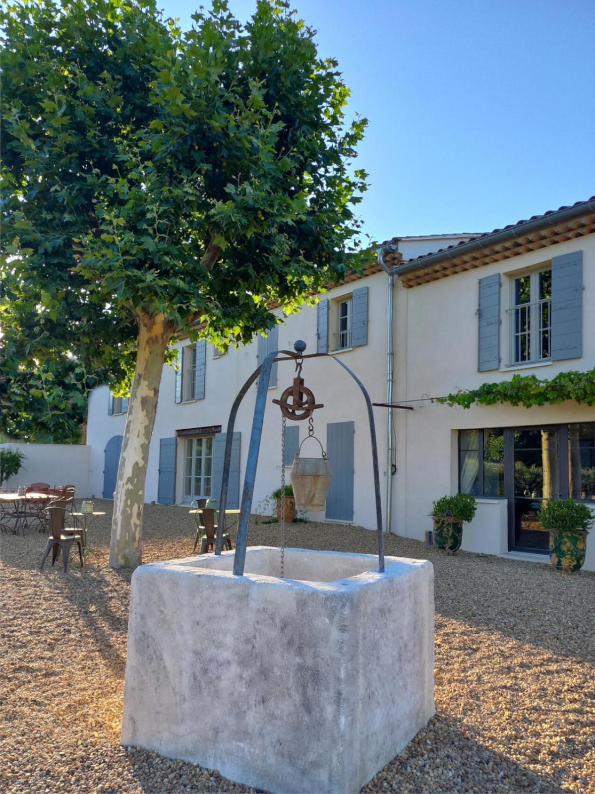 Le Mas Joséphine Saint-Rémy-de-Provence Exterior foto